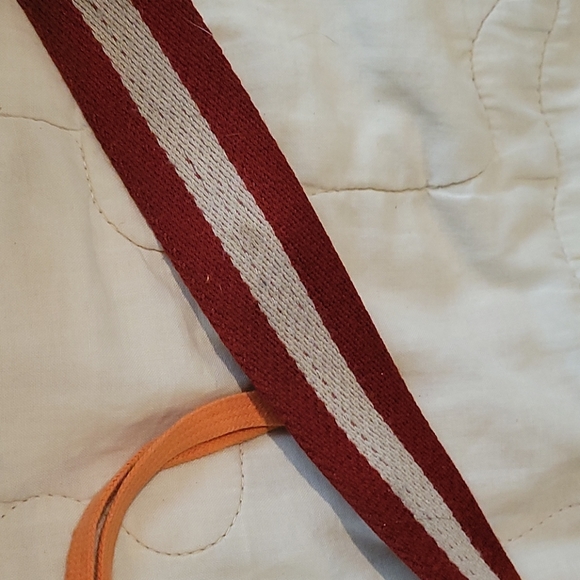 Handstiched wool and leather purse - Picture 5 of 10